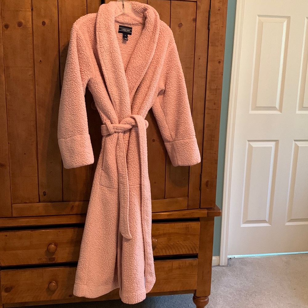 Lands end size small Teddy Bear robe. Warm and EUC